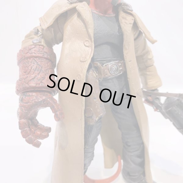 画像6: ▲買取品▲ メズコ ヘルボーイ アクションフィギュア ヘルボーイ (実写版) (6)