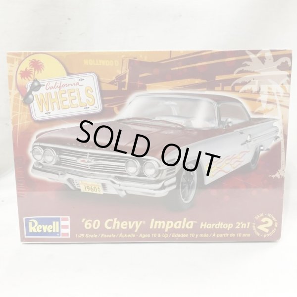 画像1: ▲買取品▲ レベル 1/25 `60 シボレー シェビー インパラ ハードトップ 2 in 1 Revell Chevrolet `60 Chevy Impala Hardtop 2`n 1 (1)
